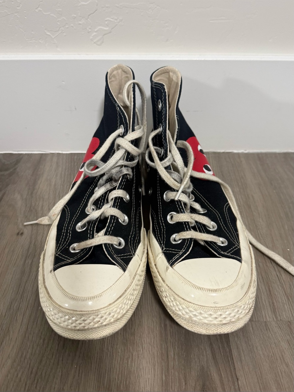 Comme des Garçons PLAY Converse